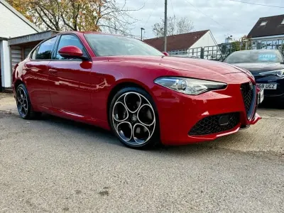 Begagnad Alfa Romeo Giulia Veloce 280 HK (205 kW) 2022 Röd Sedan