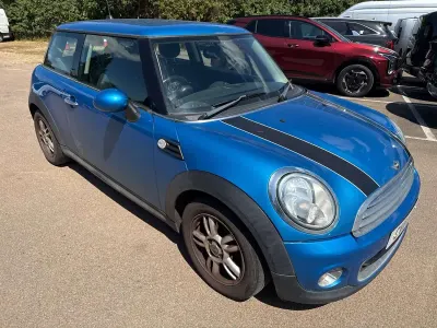 Used Mini ONE Hatch 98 HP (72 kW) 2011 Blue Hatchback