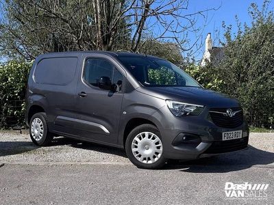Second-hand Vauxhall Combo 100 CP (73 kW) 2023 Gri Monovolum
