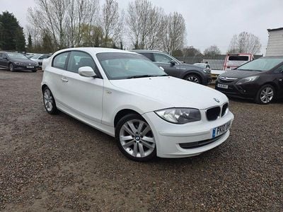 Used BMW 116 Sport Line 2010 White Hatchback