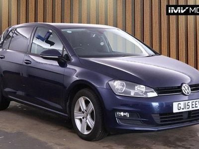 Begagnad VW Golf VII Match 105 HK (77 kW) 2015 Blå Halvkombi