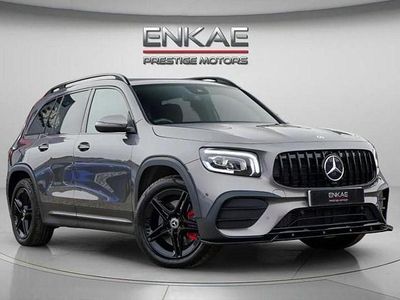 Mercedes GLB220