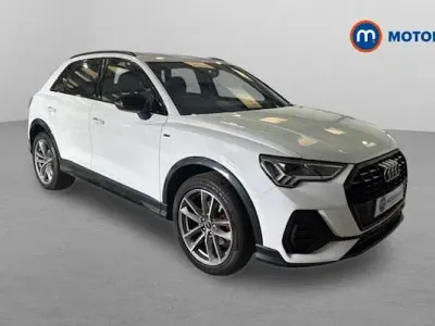 Używany Audi Q3 Black Edition 150 KM (110 kW) 2022 Biały SUV