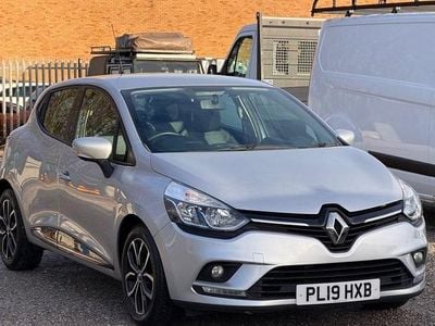 Used Renault Clio IV Play 90 HP (66 kW) 2019 Silver Hatchback
