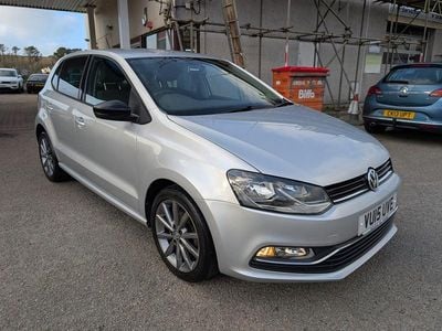 Usado VW Polo Design 2015 Prateado Citadino