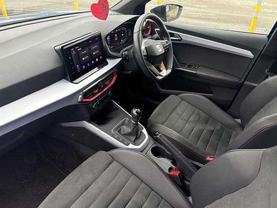 Used Seat Arona FR Sport 108 HP (79 kW) 2024 Blue SUV