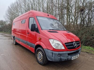 Used Mercedes Sprinter 109 HP (80 kW) 2009 Red Van