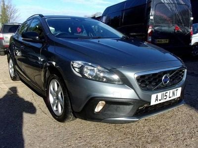 Used 2015 Volvo V40 CC SE Estate | £3,995 (Fair price)