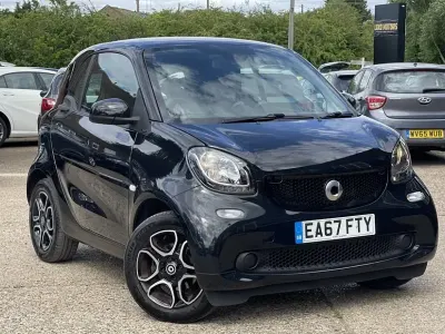 Used Smart ForTwo Coupé Premium 71 HP (52 kW) 2018 Black Coupe