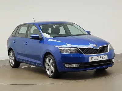 Used Skoda Rapid SE 90 HP (66 kW) 2017 Blue Hatchback