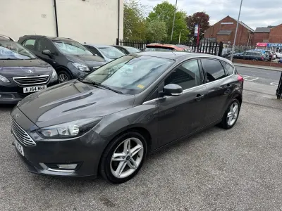 Used Ford Focus Titanium 115 HP (84 kW) 2015 Grey Hatchback