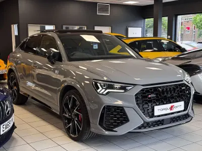 Usado Audi RS Q3 Sportback Advanced 400 CV (294 kW) 2021 Gris SUV