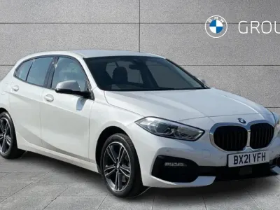 Used BMW 118 Sport Line 134 HP (98 kW) 2021 White Hatchback