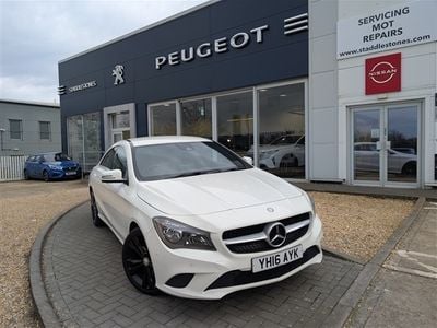 Mercedes CLA220