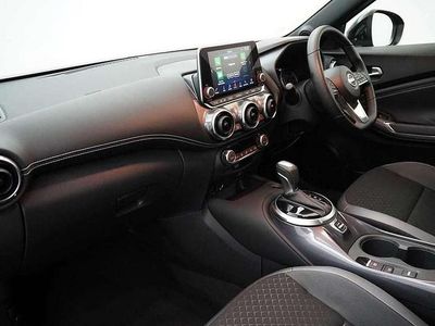 Gebraucht Nissan Juke N-Connecta 143 PS (105 kW) 2023 Rot SUV