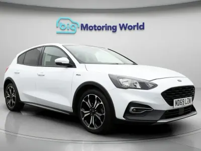 Używany Ford Focus Active X 125 KM (91 kW) 2020 Biały Hatchback