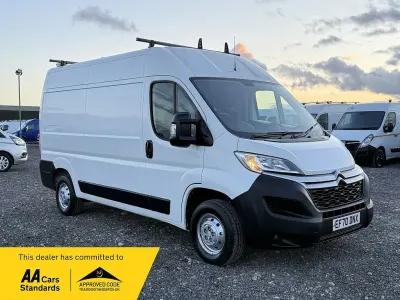 Usado Citroën Relay 140 HP (102 kW) 2021 Branco Van