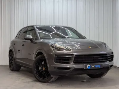 Usado Porsche Cayenne 340 HP (250 kW) 2019 Cinzento SUV