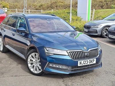 Used Skoda Superb LAURIN & KLEMENT 276 HP (202 kW) 2023 Petrol blue metallic Estate