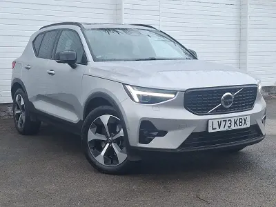 Used Volvo XC40 Ultimate 197 HP (144 kW) 2023 Silver SUV