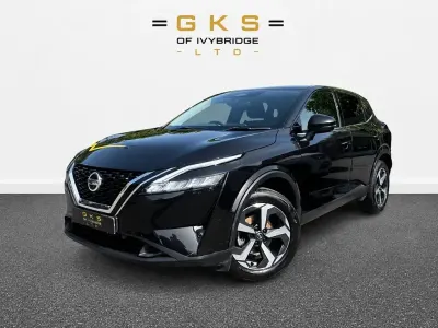 Used Nissan Qashqai N-Connecta 140 HP (102 kW) 2022 Black SUV