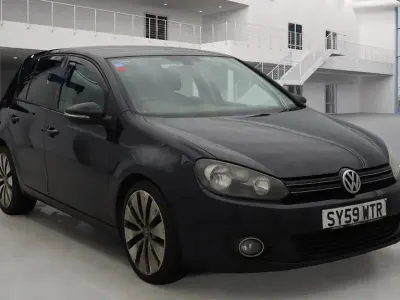 Usado VW Golf VI SE 105 HP (77 kW) 2009 Preto Citadino