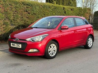 Red Used 2016 Hyundai i20 SE Hatchback | £5,590 (Fair price)