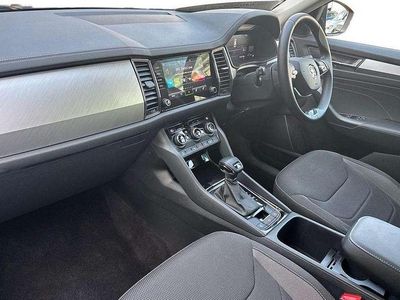 Used Skoda Kodiaq SE Drive 147 HP (108 kW) 2023 Petrol blue metallic SUV