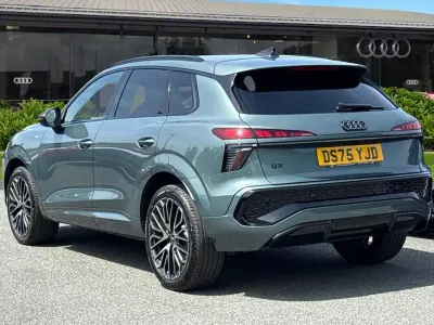 Used Audi Q3 Advanced 150 HP (110 kW) 2026 Green SUV