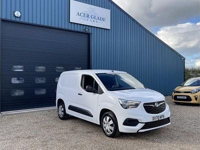 White Used 2020 Vauxhall Combo Sportive MPV | £8,690 (Good price)