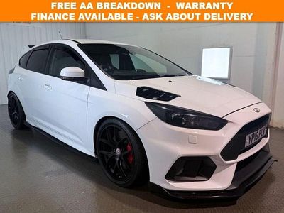 Used Ford Focus RS 350 HP (257 kW) 2016 White Hatchback