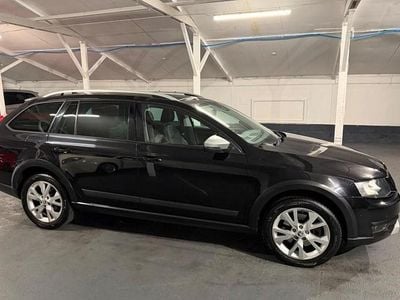 Used Skoda Octavia Scout Scout 4x4 184 HP (135 kW) 2016 Estate