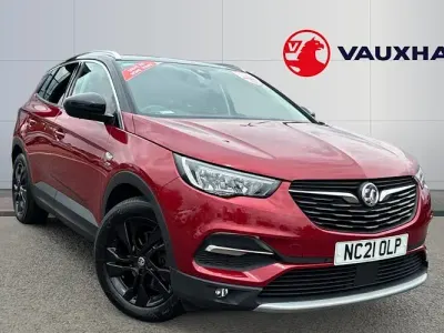 Used Vauxhall Grandland X Edition 131 HP (96 kW) 2021 Red SUV