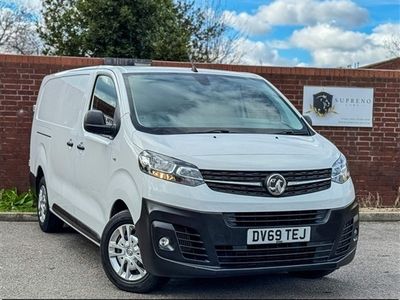 used Vauxhall Vivaro 2900 1.5d 100PS Dynamic H1 Van