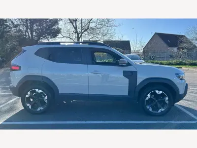 Used Dacia Duster Extreme 130 HP (95 kW) 2025 Beige SUV