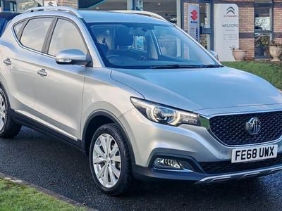 Used MG ZS Excite 111 HP (81 kW) 2018 Silver Hatchback
