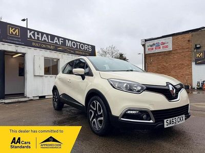 Used Renault Captur Dynamique 90 HP (66 kW) 2013 Black SUV