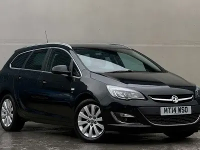 Used Vauxhall Astra Elite 2014 Black Estate
