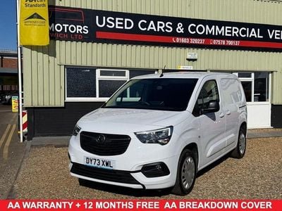 Used Vauxhall Combo S 100 HP (73 kW) 2023 White MPV
