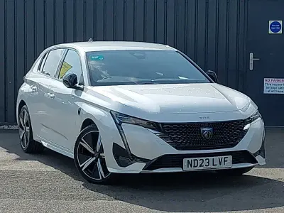 Used Peugeot 308 GTi 131 HP (96 kW) 2023 White Hatchback