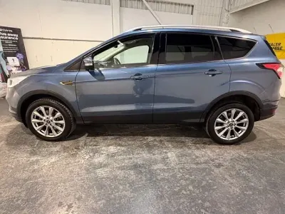 Używany Ford Kuga Titanium 180 KM (132 kW) 2019 Niebieski SUV