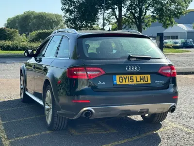 Used Audi A4 Allroad Comfort 245 HP (180 kW) 2015 Green Estate