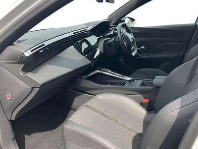 Second-hand Peugeot 308 SW GTi 134 CP (98 kW) 2025 Alb Break