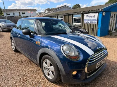 Used Mini ONE Hatch 102 HP (75 kW) 2015 Blue Hatchback