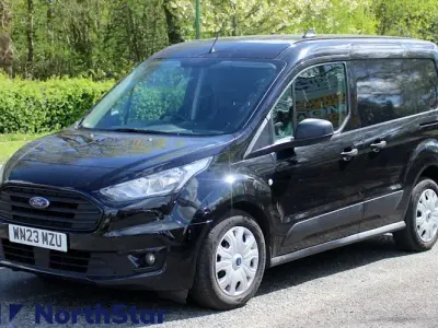 Usado Ford Transit Connect Trend 75 HP (55 kW) 2023 Preto Monovolume