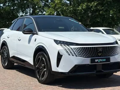 Used Peugeot e-3008