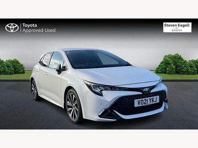 Used Toyota Corolla Design 120 HP (88 kW) 2021 White Hatchback