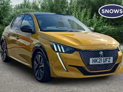 Used Peugeot 208 GT 100 HP (73 kW) 2021 Yellow Hatchback