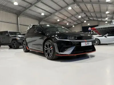 Usado Hyundai Ioniq 478 kW (650 CV) 2024 Negro Utilitario