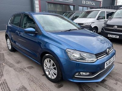 Used VW Polo SE 90 HP (66 kW) 2015 Blue Hatchback